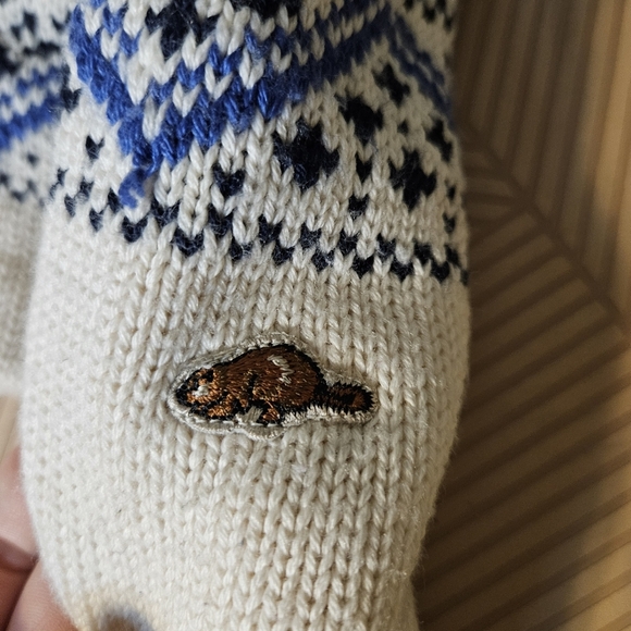 Roots Knit Hat Blue White Design Braided Ties Tassel Winter One Size Womens Wool - Picture 5 of 9